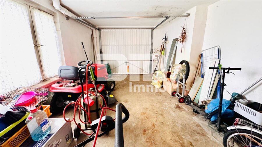 (R)eserviert!!!Modernisiertes Ein- bis Zweifamilienhaus mit Anbau BJ 1992 + 2. Baugrundstück - EG Einzelgarage